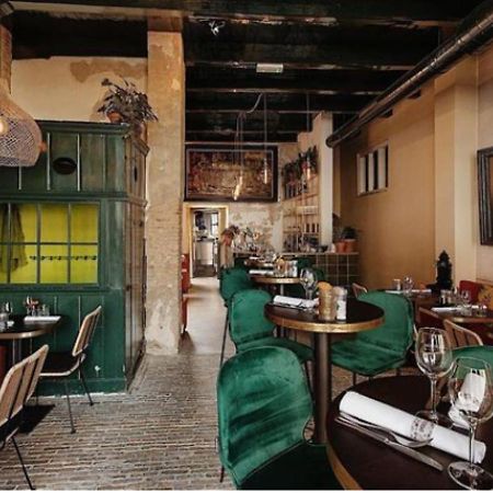 Bed Bij Bistro Leilighet Medemblik Eksteriør bilde