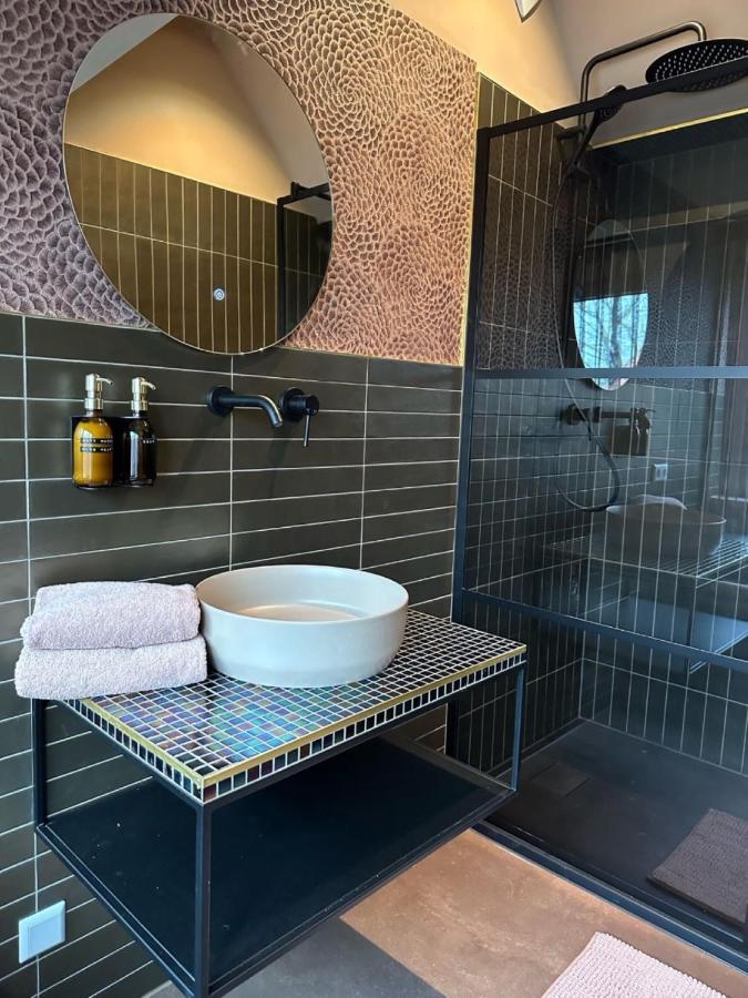 Bed Bij Bistro Leilighet Medemblik Eksteriør bilde
