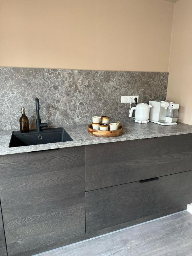 Bed Bij Bistro Leilighet Medemblik Eksteriør bilde